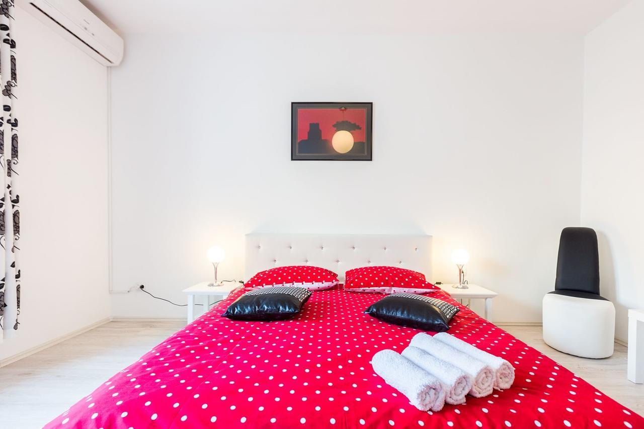 Fifi Apartment W. Parking In Old Town Zadar Exterior photo