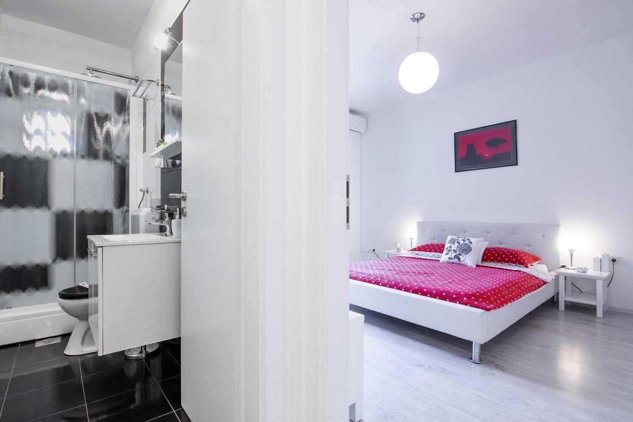 Fifi Apartment W. Parking In Old Town Zadar Exterior photo