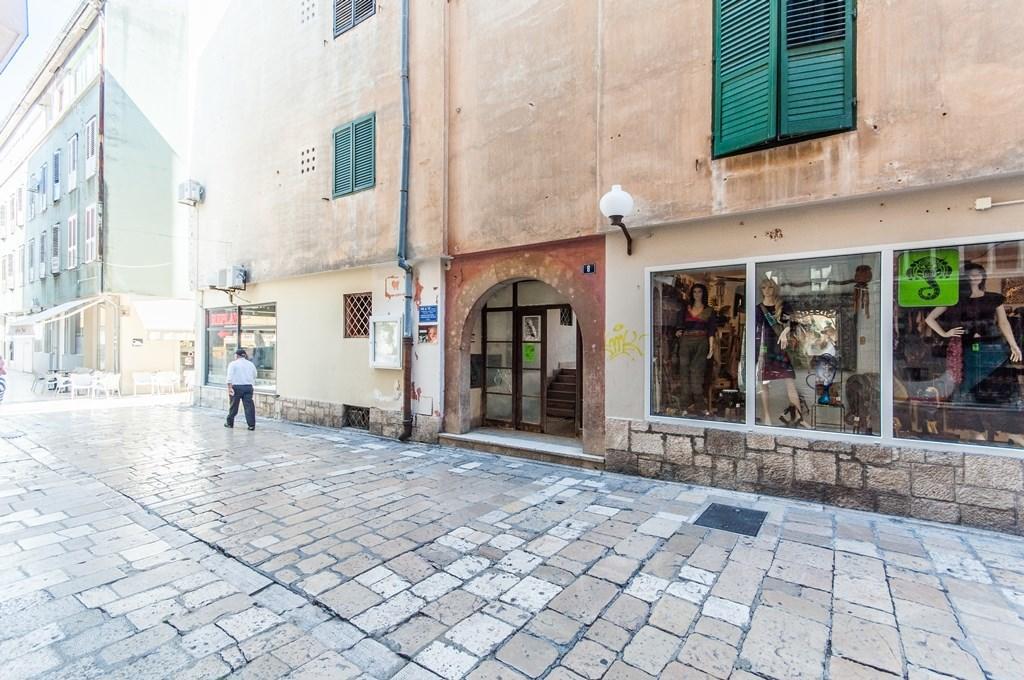 Fifi Apartment W. Parking In Old Town Zadar Exterior photo