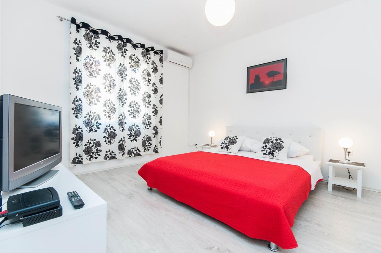 Fifi Apartment W. Parking In Old Town Zadar Exterior photo